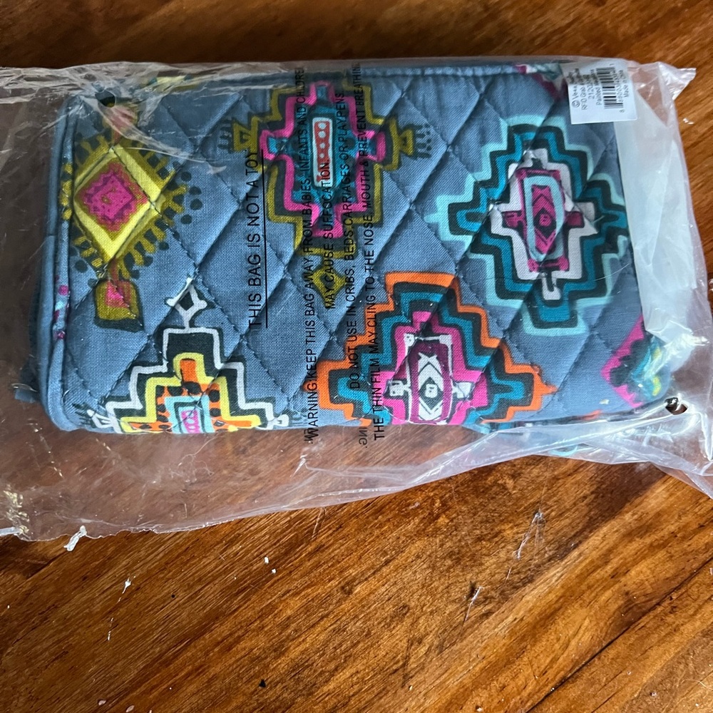 Brand new Vera Bradley wristlet